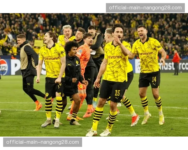 多特蒙德俱乐部推出纪录片，纪念“大黄蜂”1997年欧冠夺冠29周年