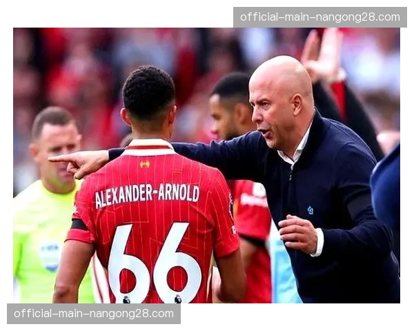 英超联盟公布上季度财报,转播收入再创新高 英超联盟公布上季度财报,转播收入再创新高