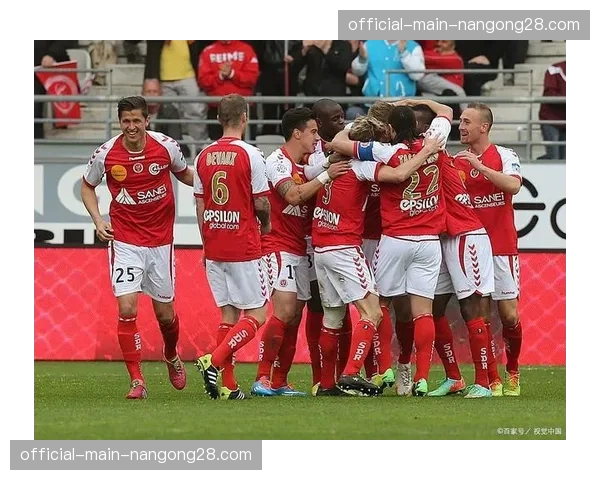 尼斯2-0击败特鲁瓦，继续稳固联赛第二位置